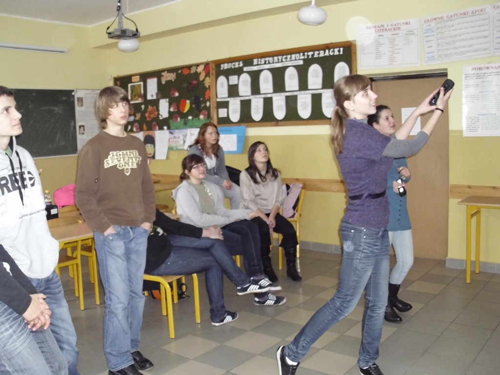 Piotr, Szymon, Magda, Kornelia, Gabriela, Magda, Klaudia i Ania